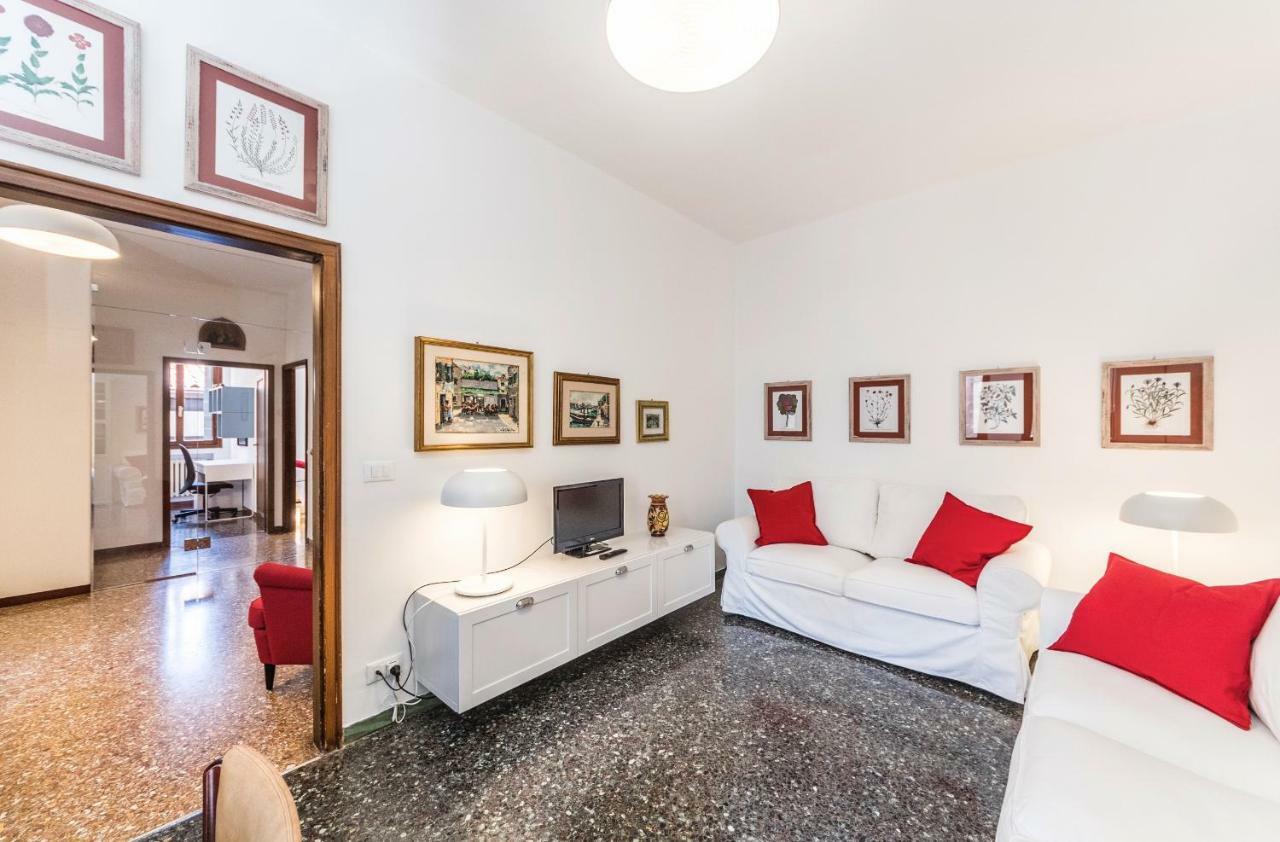 Ca' Roberta Apartment Venesia Bagian luar foto